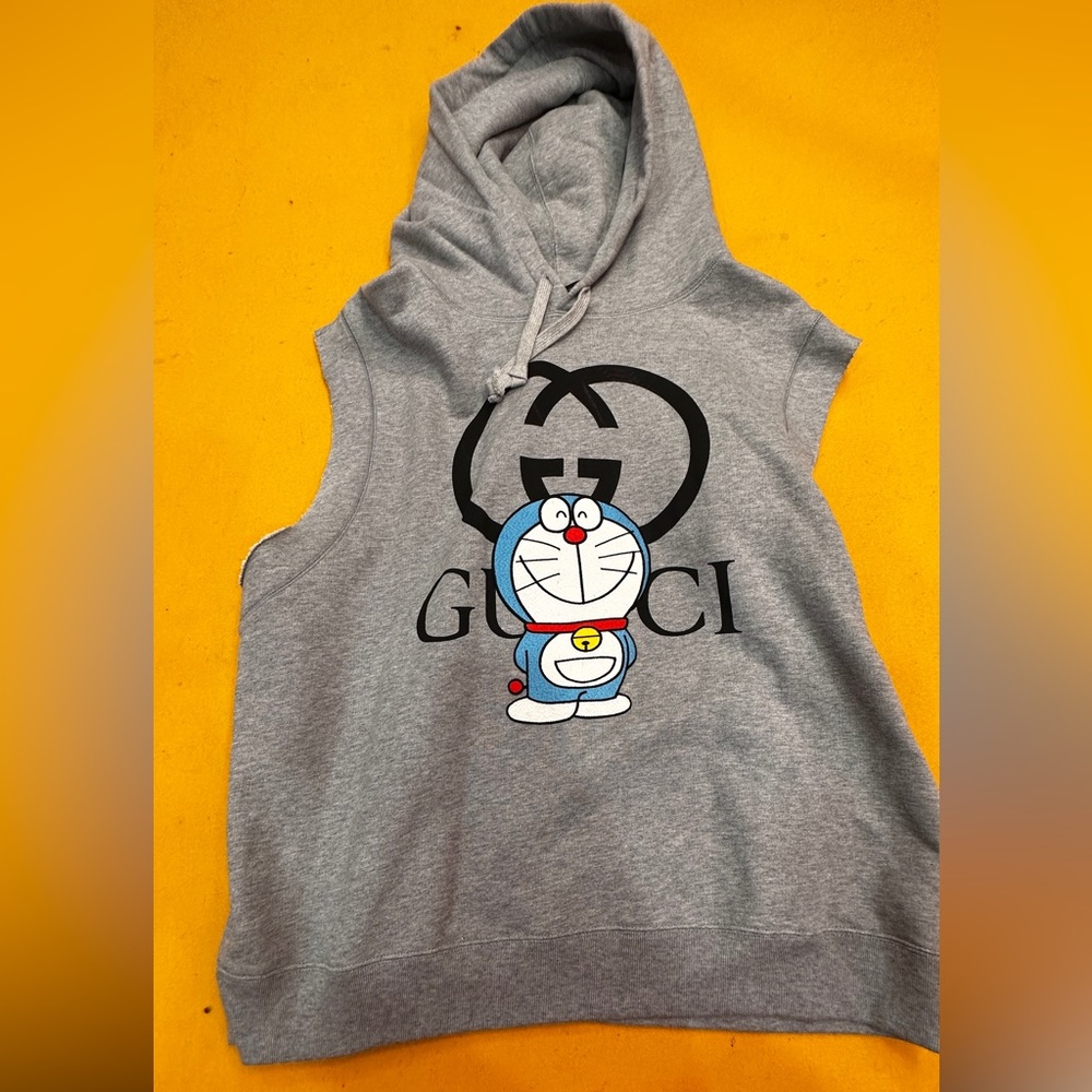 Gucci x Doraemon sleeveless hoodie